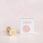 sello-de-lacre-coleccion-wax-it-Lora-Bailora-scrapbooking-La-esquinita-del-scrap-Mexico-figura-casita