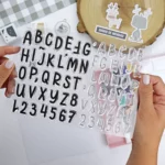 set de sellos ABC Poe colección Dadivan Alúa Cid scrapbooking La esquinita del scrap México 0