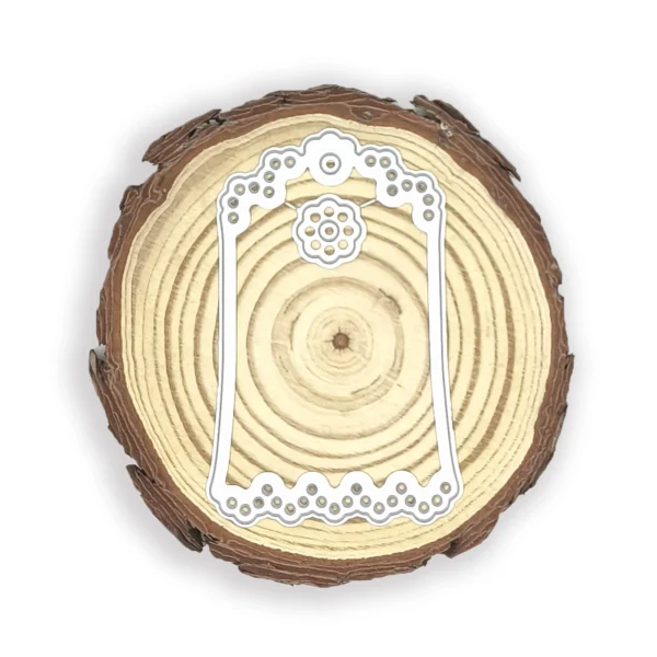 Troquel etiqueta decorada (tag) con borde calado y refuerzo para ojal, para scrapbooking y tarjetería; suaje compatible con Big Shot