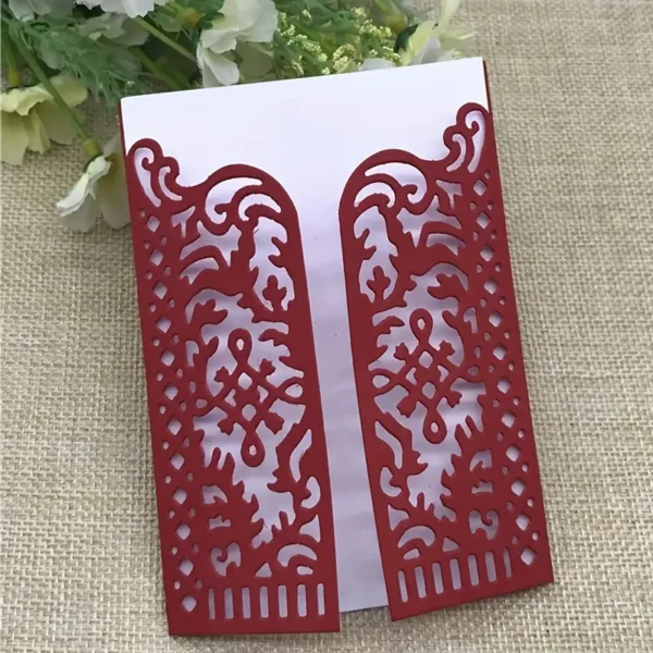 Troquel suaje marco con filigranas y doble puerta, medida 140x96 mm, ideal para invitaciones y tarjetas elegantes