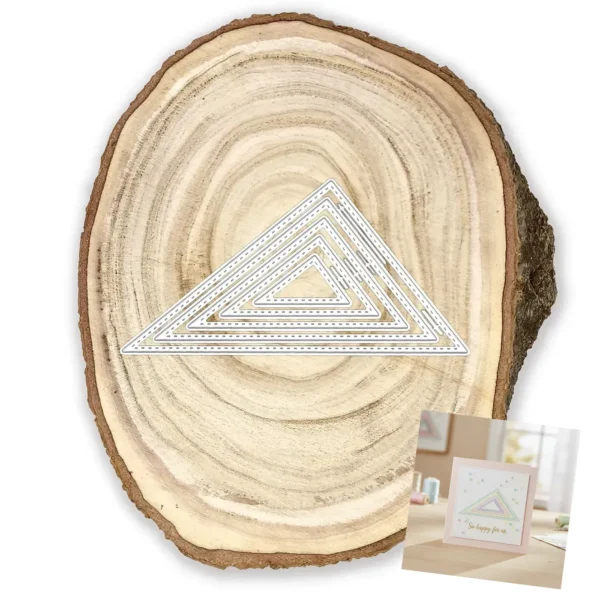 Troquel nido de triángulos con pespunte 88 x 108 mm para capas y banderines en scrapbooking