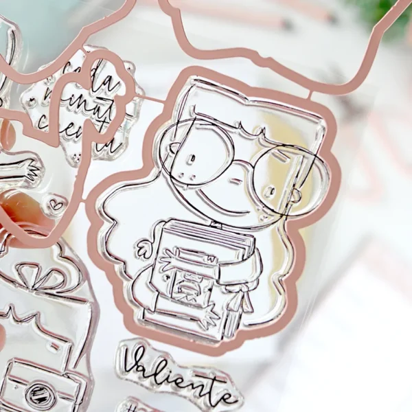 set de sellos y troqueles esmivida colección Sea lo que sea Alúa Cid scrapbooking 4